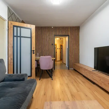 Rozdzienskiego Modern By Bookinghost *