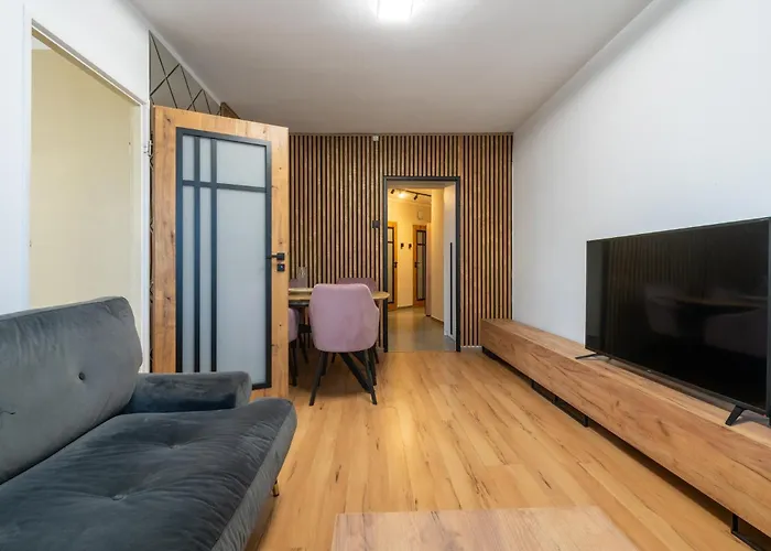 Rozdzienskiego Modern By Bookinghost *