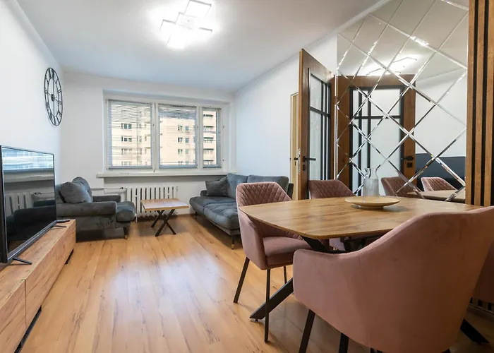 Apartment Rozdzienskiego Modern By Bookinghost *